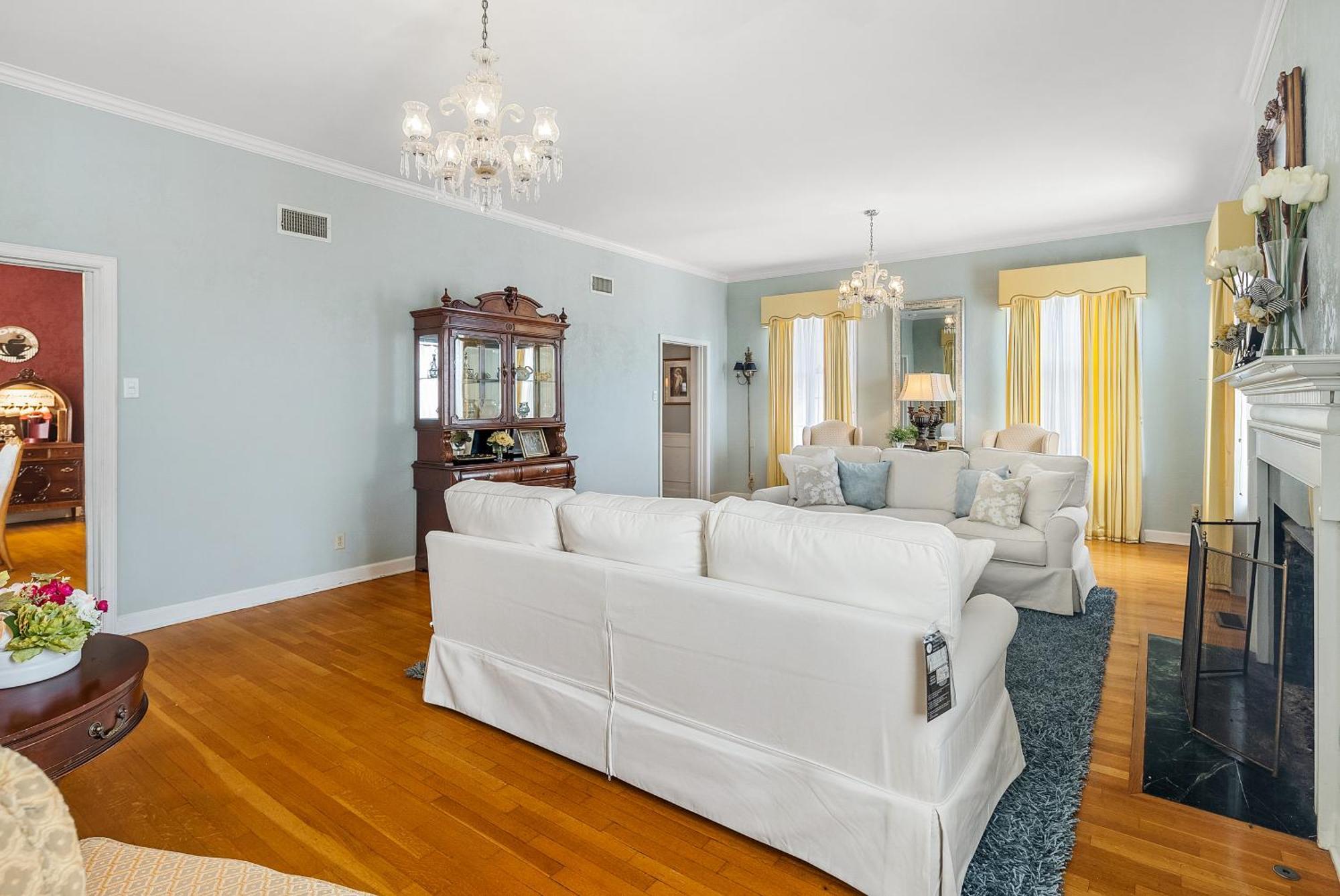 Beland Mansion-Blue Jay Suite! Fort Smith Buitenkant foto
