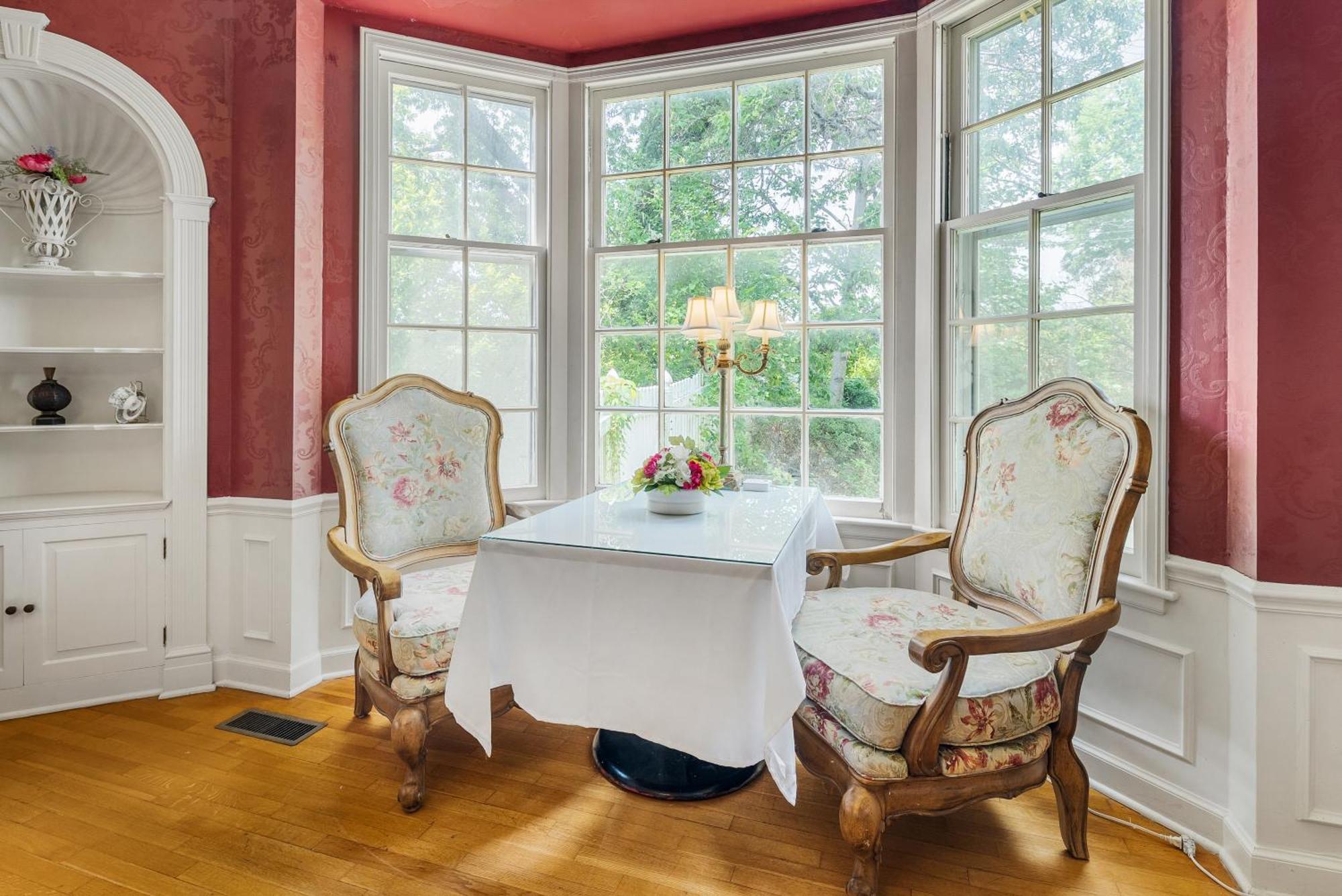 Beland Mansion-Blue Jay Suite! Fort Smith Buitenkant foto